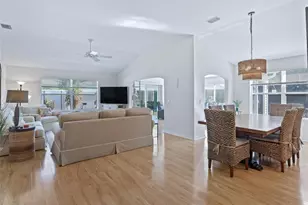 949 Tanglewood Pl, The Villages, FL 32162 - Photo 10