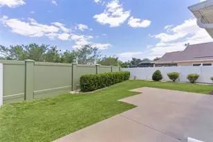 2877 Charlevoix St, The Villages, FL 32163 - Photo 32