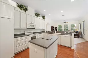 8061 Waterbury Way, Mount Dora, FL 32757 - Photo 16