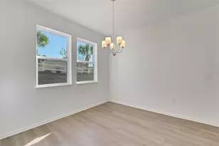 991 Fiesta Key Cir, Lady Lake, FL 32159 - Photo 30