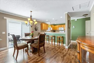979 Smyrna St, The Villages, FL 32162 - Photo 10