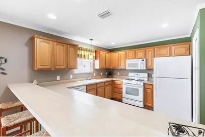 979 Smyrna Street, The Villages, FL 32162 - Photo 6