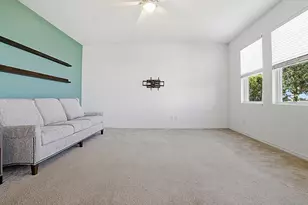 509 Blue Cypress Dr, Groveland, FL 34736 - Photo 4