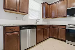 509 Blue Cypress Dr, Groveland, FL 34736 - Photo 10