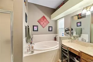 1311 Oporto Dr, The Villages, FL 32162 - Photo 24