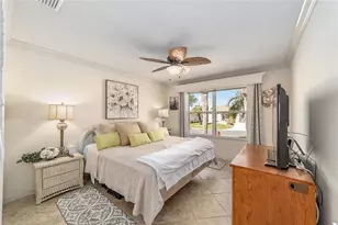 935 Kenova Ave, The Villages, FL 32162 - Photo 30
