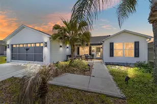 935 Kenova Ave, The Villages, FL 32162 - Photo 2