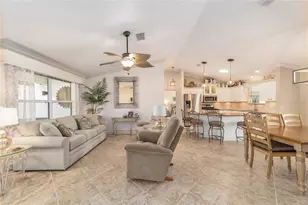 935 Kenova Ave, The Villages, FL 32162 - Photo 10