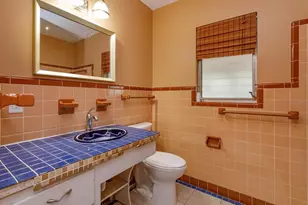 1300 Orange Ave, Tavares, FL 32778 - Photo 20