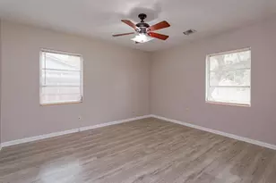 1300 Orange Ave, Tavares, FL 32778 - Photo 22