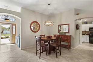 17270 SE 85th Willowick Cir, The Villages, FL 32162 - Photo 8