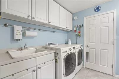 17270 SE 85th Willowick Circle, The Villages, FL 32162 - Photo 16