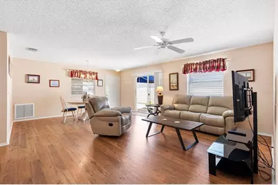 17449 SE 93rd Vine Avenue, The Villages, FL 32162 - Photo 10