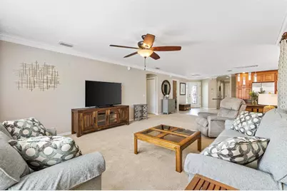 16859 SE 80th Bathurst Court, The Villages, FL 32162 - Photo 6