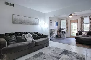 24104 Sandalwood Dr, Wildwood, FL 34785 - Photo 8
