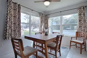 24104 Sandalwood Dr, Wildwood, FL 34785 - Photo 6