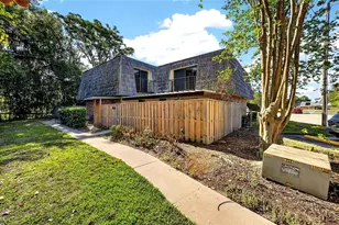 2906 Ash Dr, Leesburg, FL 34748 - Photo 2