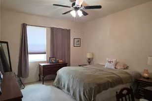 2653 Limerick Cir, Grand Island, FL 32735 - Photo 12
