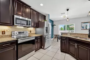 34040 Alameda Dr, Sorrento, FL 32776 - Photo 10