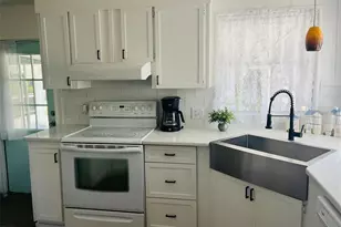 33 Bobcat Trail, Wildwood, FL 34785 - Photo 6