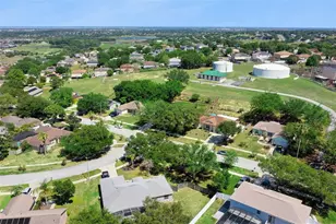 965 Scenic View Cir, Minneola, FL 34715 - Photo 24