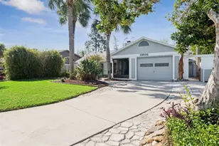 13502 Country Club Dr, Tavares, FL 32778 - Photo 44