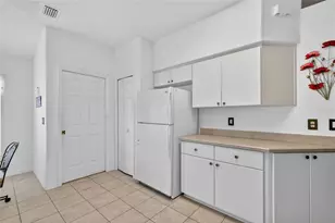 27545 Discover Ct, Leesburg, FL 34748 - Photo 14