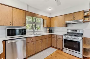 7373 Circle Dr, Lady Lake, FL 32159 - Photo 18