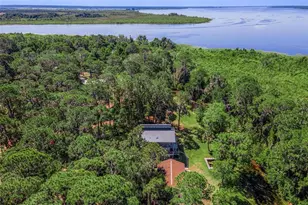 7373 Circle Dr, Lady Lake, FL 32159 - Photo 2