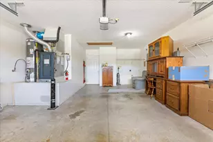 300 Varnville Way, The Villages, FL 32162 - Photo 28