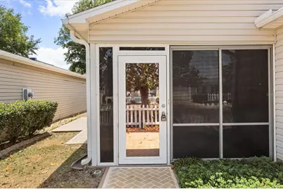 300 Varnville Way, The Villages, FL 32162 - Photo 32