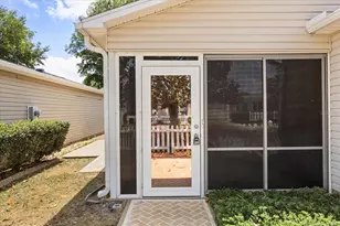 300 Varnville Way, The Villages, FL 32162 - Photo 32
