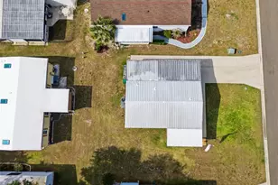 111 Winterberry Ave, Wildwood, FL 34785 - Photo 4