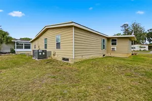 111 Winterberry Ave, Wildwood, FL 34785 - Photo 24