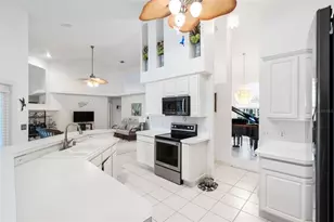 13603 Sunset Lakes Cir, Winter Garden, FL 34787 - Photo 10