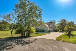 32936 Scenic Hills Dr, Mount Dora, FL 32757 - Photo 2