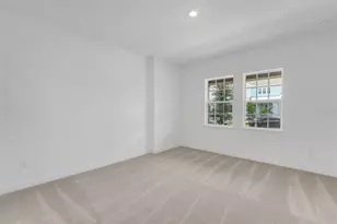 9853 Peebles St, Orlando, FL 32827 - Photo 10