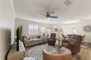 2427 Southern Oak St, The Villages, FL 32162 - Photo 14
