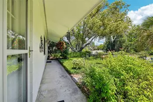 1073 Central St, Mount Dora, FL 32757 - Photo 8