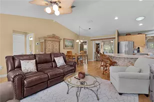 2766 Privada Dr, The Villages, FL 32162 - Photo 10