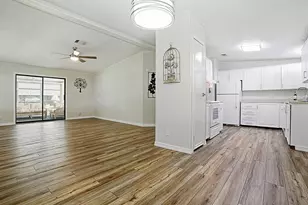 25143 Barrow Hill, Leesburg, FL 34748 - Photo 10