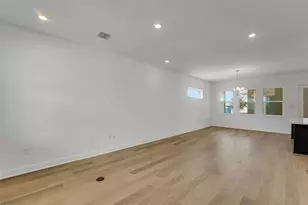 9865 Peebles St, Orlando, FL 32827 - Photo 4