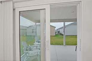 7661 Rutherford Ln, The Villages, FL 34762 - Photo 38