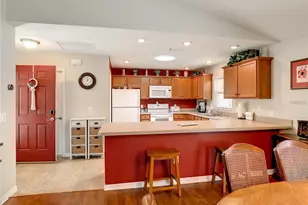 3076 Gulfport Ct, The Villages, FL 32163 - Photo 6