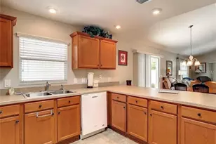 3076 Gulfport Ct, The Villages, FL 32163 - Photo 2