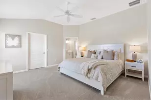 1054 Joette Pl, The Villages, FL 34762 - Photo 14
