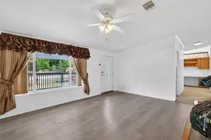 10380 SE 127th Ln, Belleview, FL 34420 - Photo 6