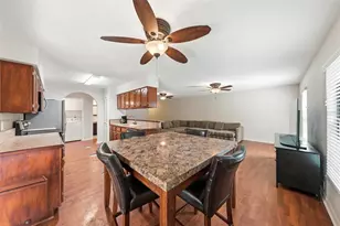 100 E Oak Terrace Dr, Leesburg, FL 34748 - Photo 4