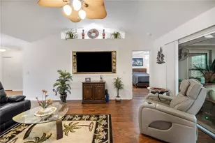 35833 Dawn Dr, Leesburg, FL 34788 - Photo 12