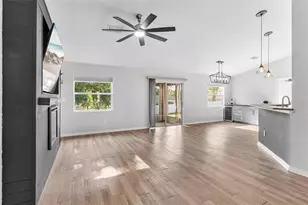 326 Woodland Trl, Lady Lake, FL 32159 - Photo 8